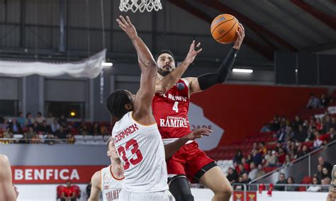 galatasaray benfica basquetebol