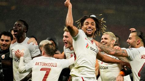 galatasaray manchester united tarihi