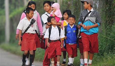 Soal Bahasa Indonesia Kelas 3 SD - Bab 6 Yeti Nurhayati | Download Buku
