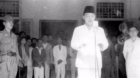 gambar proklamasi kemerdekaan indonesia