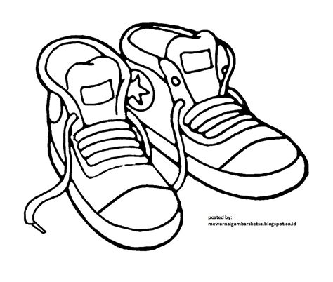 gambar sepatu hitam putih