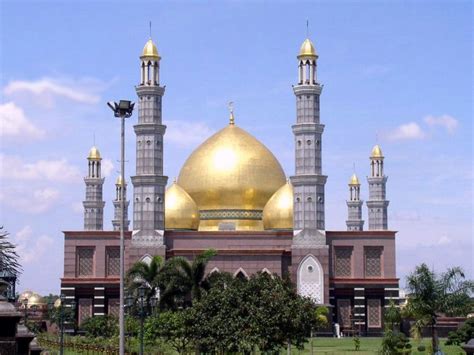 gambar tempat ibadah umat islam