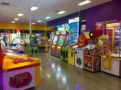 game and entertainment centers near me