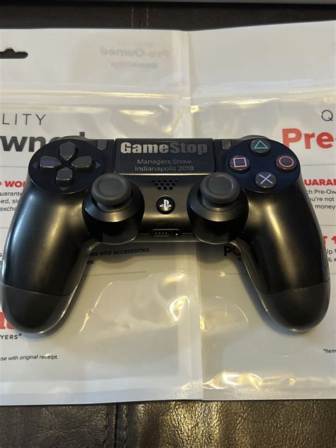 game stop ps4 controller