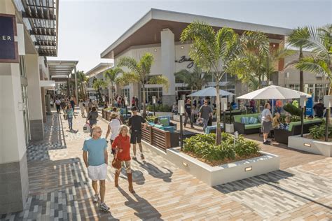 Gap Outlet Daytona Beach