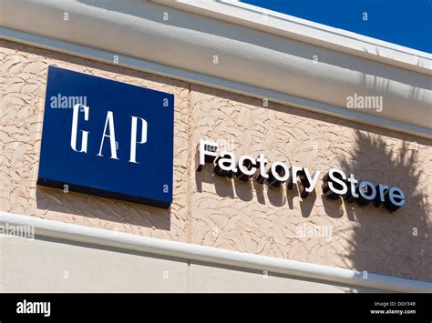 gap outlet premium outlets