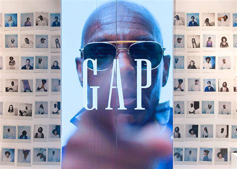gap store hours today