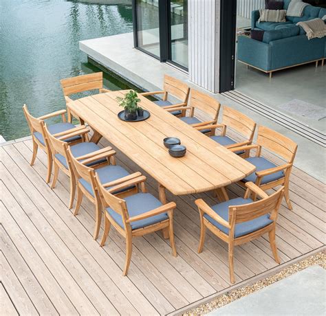 Garden Dining Table Large