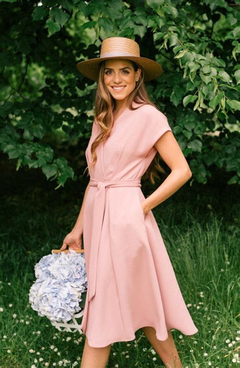 Garden Party Dress Code How To Dress For A Garden Party 2021
