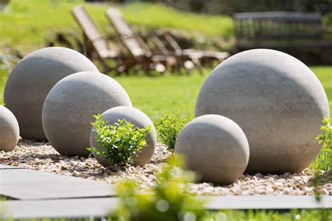 Garden Round Balls