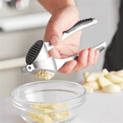Garlic Press Function
