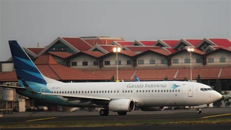 garuda indonesia reschedule flight