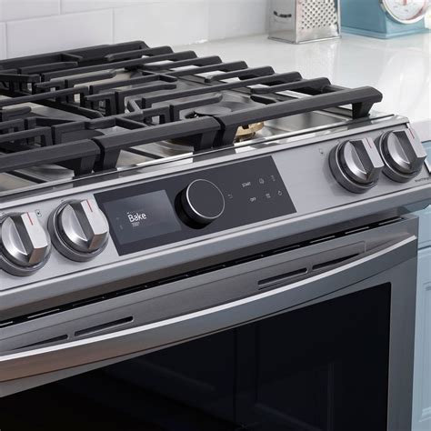 Gas Range With Controls In Front