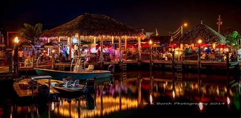 gasparilla island restaurants on the water