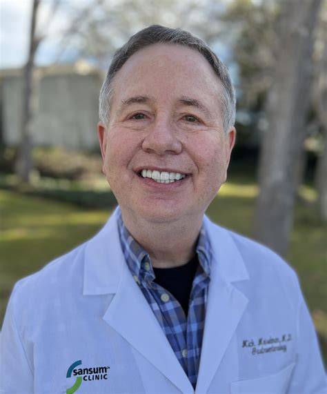 Raoufi named LVMC Physician of the Year Santa Barbara NewsPress
