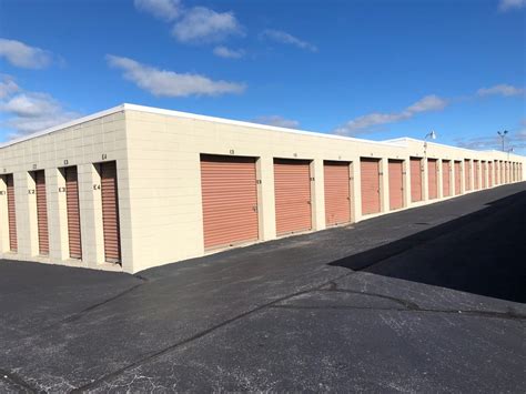 Gated Storage Units
