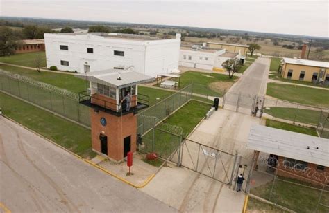 gatesville prison crain unit