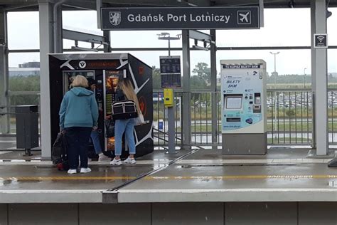 gdansk airport to city