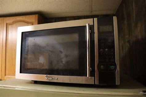 Ge Vs Magic Chef Microwave