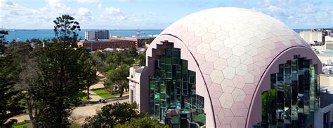 geelong regional library