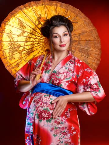 geisha pregnant