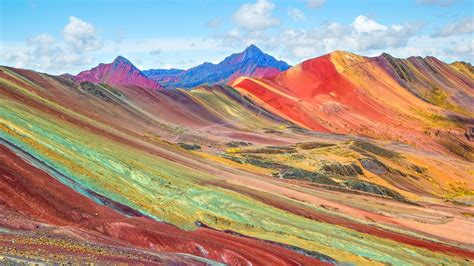 Geological Features of Rainbow Mountain