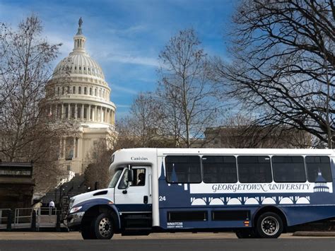 Discover hassle-free travel to Georgetown with the Ultimate Shuttle Guide