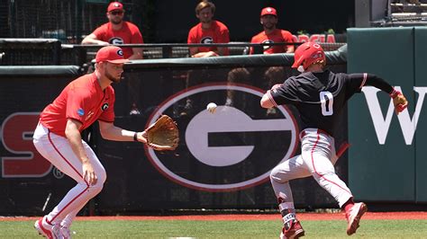 georgia bulldogs baseball score