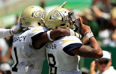 georgia tech yellow jackets football game