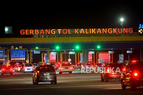 gerbang tol kalikangkung dimana