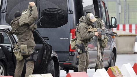 germany airport hostage situation