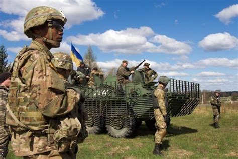 germany sends troops to ukraine