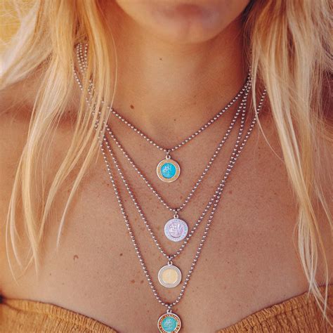 get back necklaces store