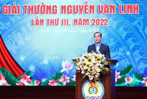 giải thưởng nguyễn văn linh là gì