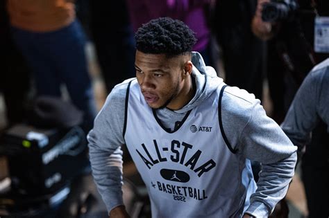 giannis antetokounmpo latest news