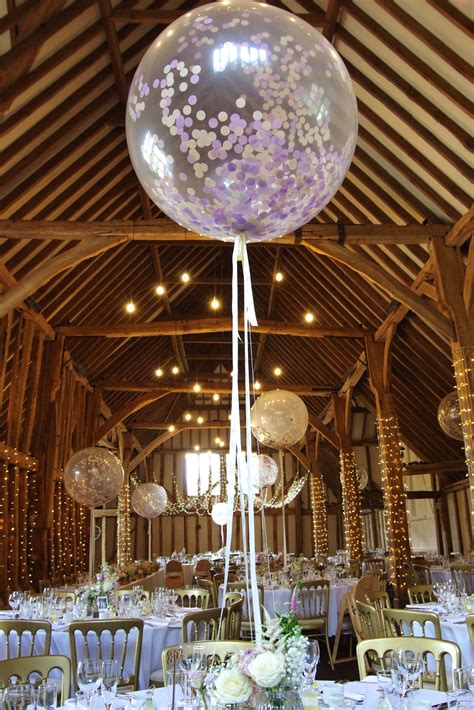 giant balloons for wedding