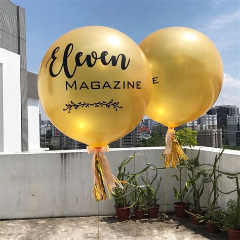 giant balloons near me