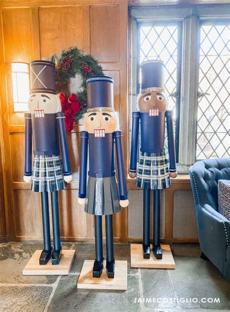 Giant Nutcrackers Make