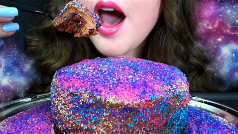 gibi asmr chocolate cake