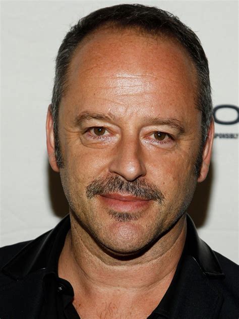 gil bellows