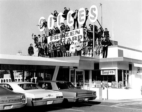 Gilles Drive Through