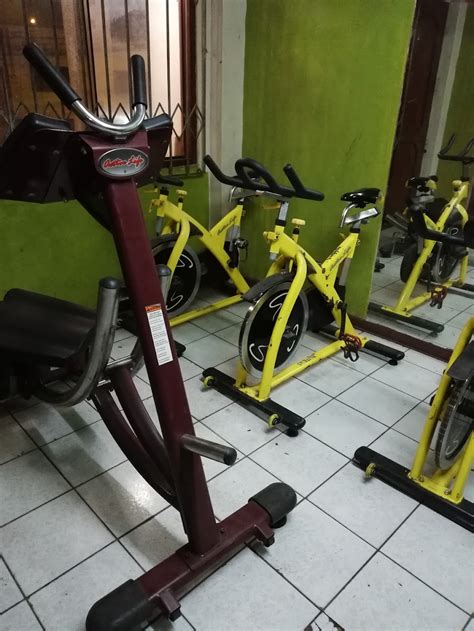 gimnasio villa el salvador