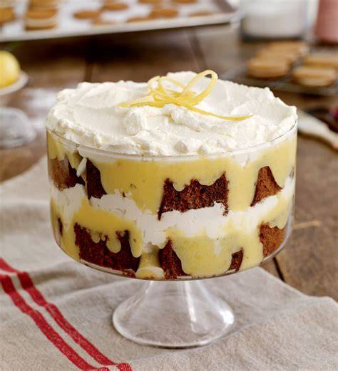 Gingerbread, Cranberry & Lemon Curd Trifle Cranberry dessert, Trifle