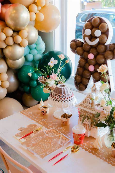 Gingerbread first birthday party! Perfect for a December birthday! in