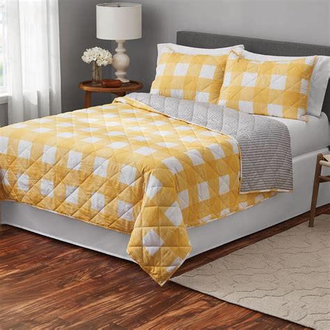 Gingham Quilt Queen