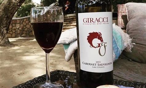 giracci vineyards wine tasting