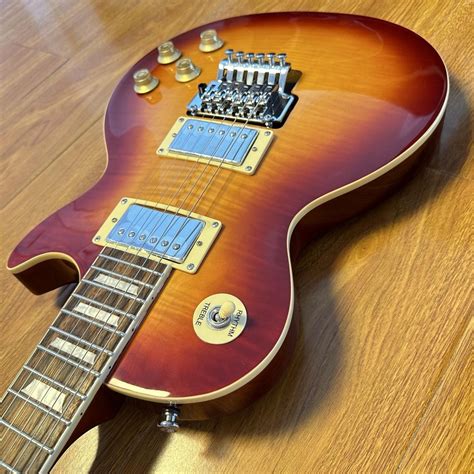 vinyl laser art broken Google Search Guitar, Guitar design, Cool guitar