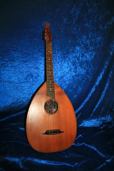 Antike Gitarren Laute, 6 Saiten Sehr Schöne Rosette Um 1900