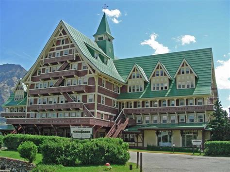 glacier national park lodging 2021