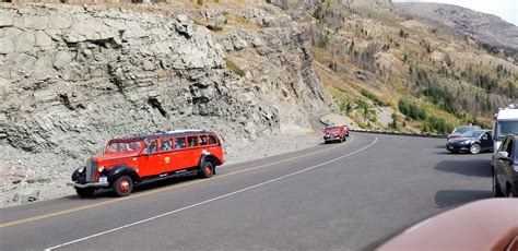 glacier national park red bus tours 2022